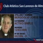 The ‘destiny’ hidden in Pope Francis’ soccer club card